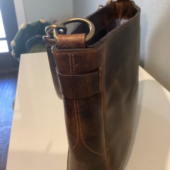 BROWN LEATHER PURSE - Picture 8 of 15